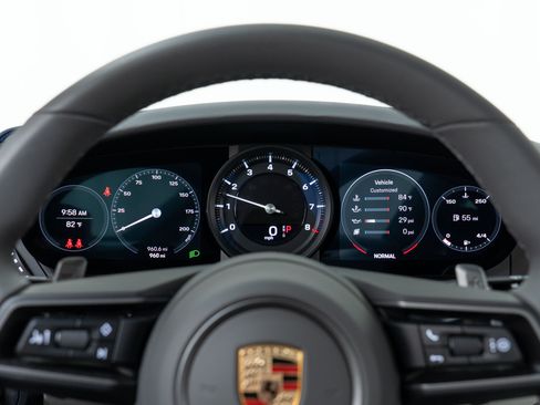 Certified 2024 Porsche 911 Carrera RWD image 25