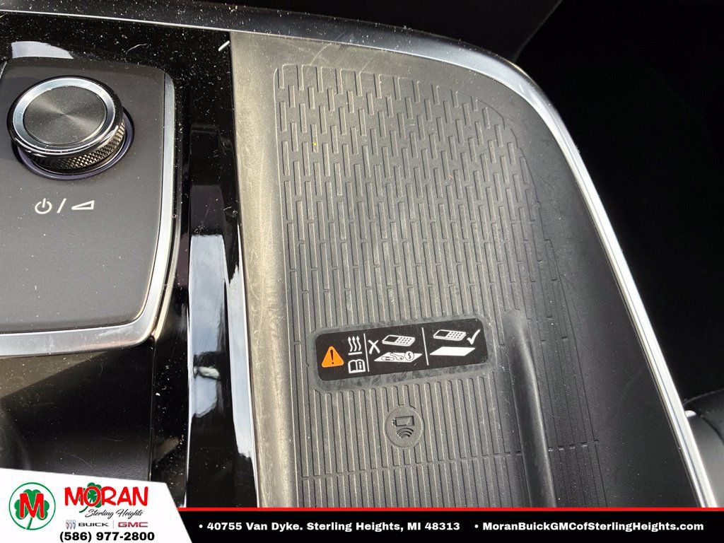Used 2026 Buick Enclave Sport Touring FWD image 19