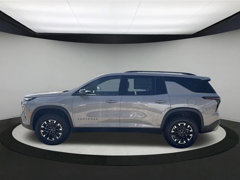New 2026 Chevrolet Traverse Z71 AWD/4WD image 2
