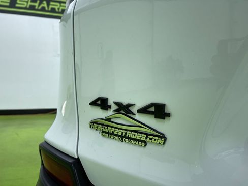 Used 2021 Jeep Cherokee Latitude Plus image 12