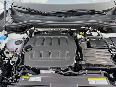 New 2026 Volkswagen Tiguan SEL R-Line image 30