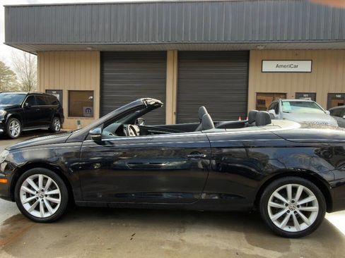 Used 2013 Volkswagen Eos Komfort image 4