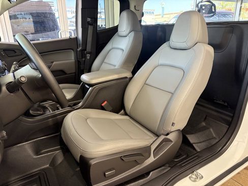 Used 2017 Chevrolet Colorado 2WD Extended Cab image 15