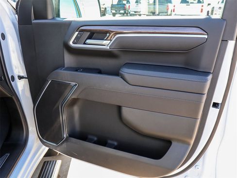 Used 2026 Chevrolet Silverado 1500 LT image 19