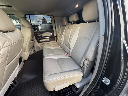 Used 2014 RAM 2500 Laramie AWD/4WD image 11