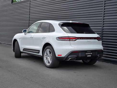 New 2026 Porsche Macan AWD/4WD image 3