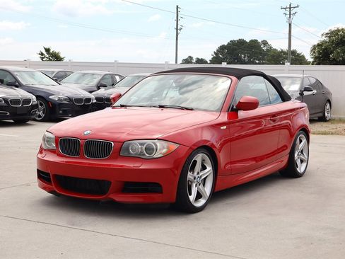 Used 2011 BMW 135i Convertible image 5