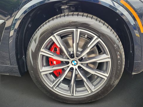 New 2026 BMW X5 xDrive50e w/ M Sport Package image 9