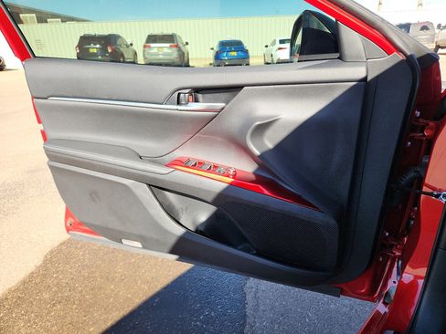 Used 2024 Toyota Camry XSE image 13