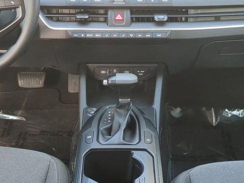 Used 2025 Kia K4 LXS image 18