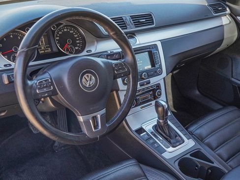Used 2012 Volkswagen CC Lux Limited image 18