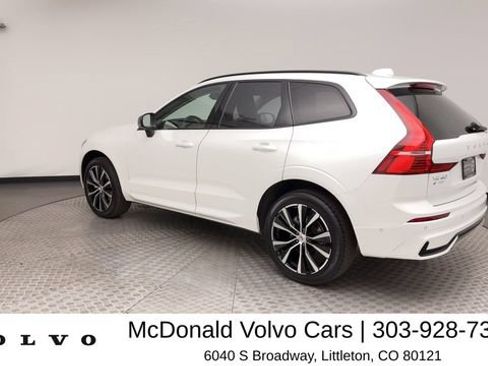 Certified 2025 Volvo XC60 B5 Plus AWD/4WD image 4