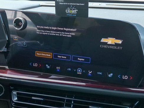 New 2026 Chevrolet Traverse Z71 w/ Driver Confidence Package image 13