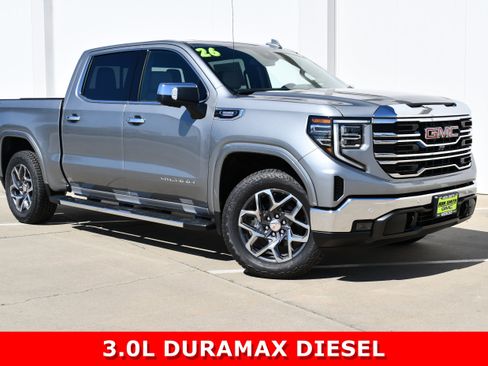 New 2026 GMC Sierra 1500 SLT image 2