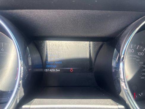 Used 2017 Ford Mustang GT RWD image 11