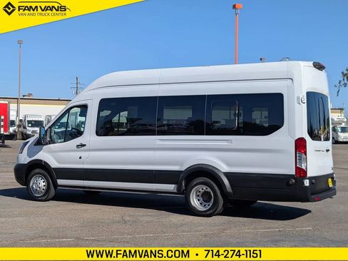 Used 2019 Ford Transit 350 XL image 5