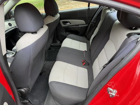 Used 2016 Chevrolet Cruze LS image 16