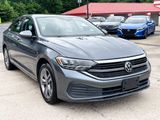 Used 2022 Volkswagen Jetta SE image 2
