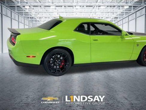 Used 2023 Dodge Challenger SRT Hellcat RWD image 4