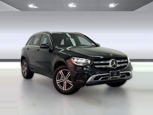 Used 2022 Mercedes-Benz GLC 300 image 6