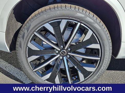 New 2026 Volvo XC90 B6 Plus w/ Protection Package Premier image 5