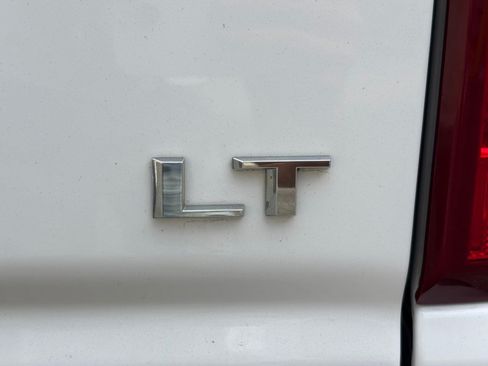 Used 2021 Chevrolet Silverado 1500 LT w/ LPO, Liner Protection Package AWD/4WD image 6