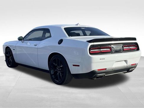 Used 2023 Dodge Challenger R/T w/ Plus Package image 5