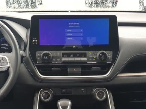 Used 2024 Toyota Grand Highlander Limited image 18