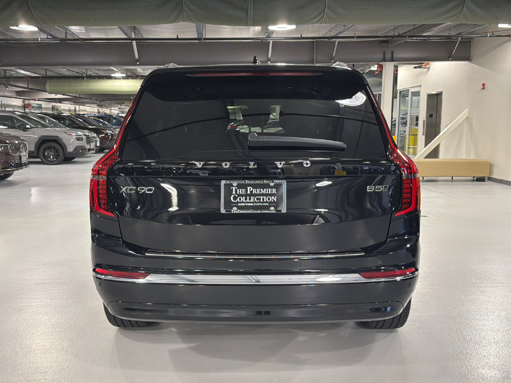 Used 2026 Volvo XC90 B5 Plus w/ Protection Package Premier AWD/4WD image 5