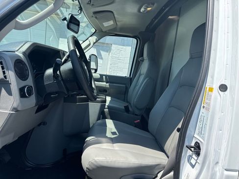 Certified 2025 Ford E-450 and Econoline 450 Super Duty w/ Power Equipment Group RWD image 28