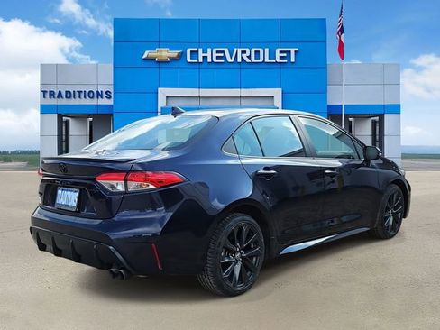 Used 2023 Toyota Corolla SE image 9