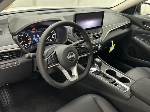 New 2026 Nissan Altima 2.5 SR AWD/4WD image 19