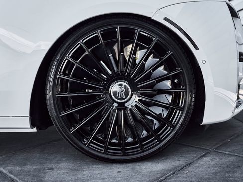 Used 2024 Rolls-Royce Ghost AWD/4WD image 19