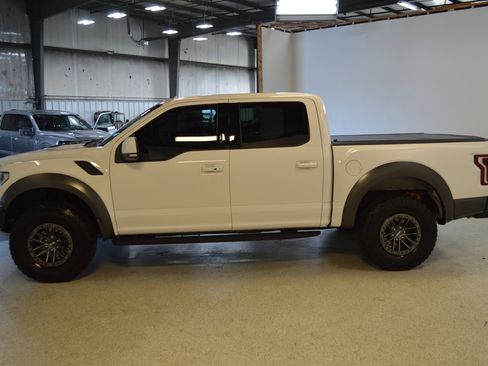 Used 2020 Ford F150 Raptor w/ Equipment Group 802A Luxury AWD/4WD image 6