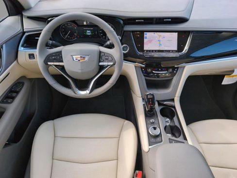 New 2025 Cadillac XT6 Premium Luxury image 26