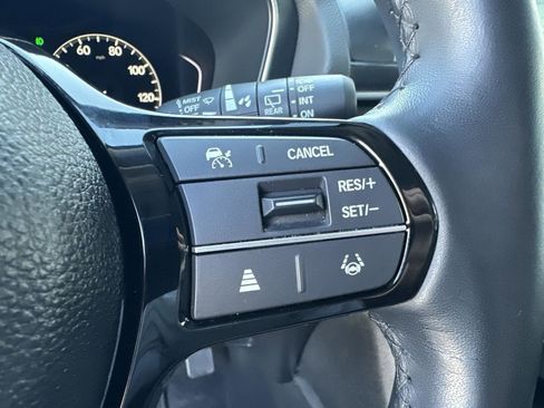 Certified 2023 Honda Pilot Touring image 12