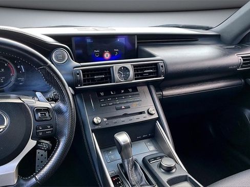 Used 2020 Lexus IS 300 F Sport image 9