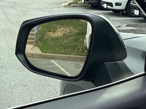 Used 2024 Toyota Highlander Platinum image 15