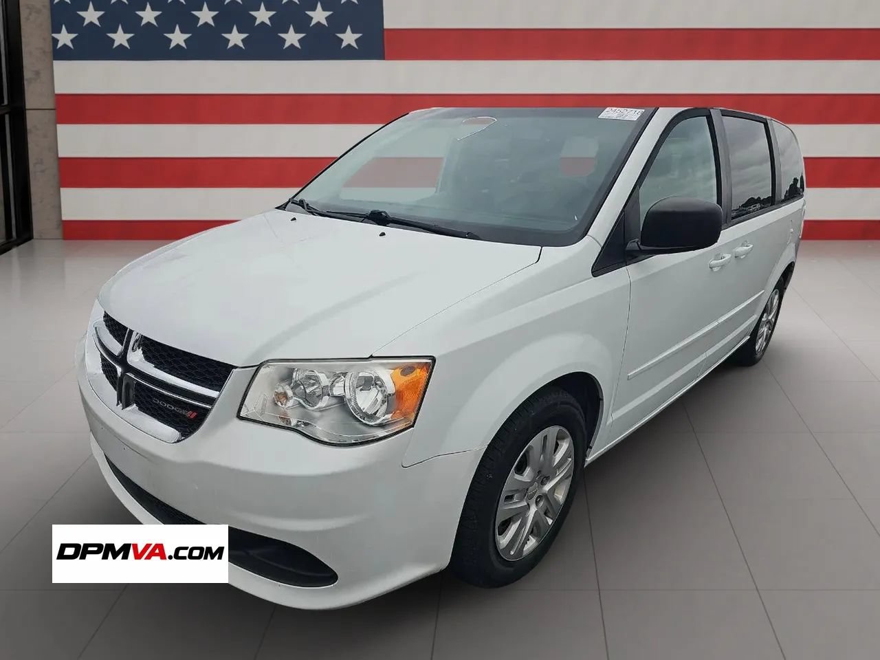 Used 2016 Dodge Grand Caravan SE w/ Quick Order Package 29E SE FWD image 1