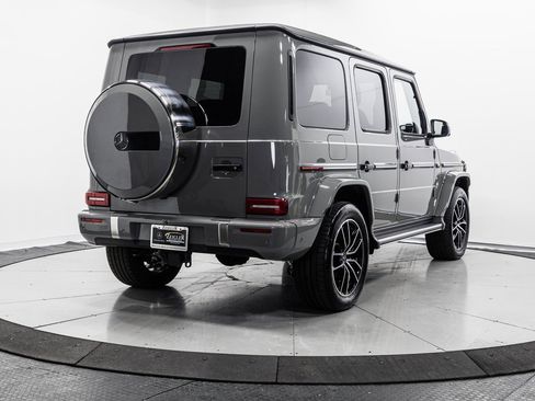 Used 2025 Mercedes-Benz G 550 image 35