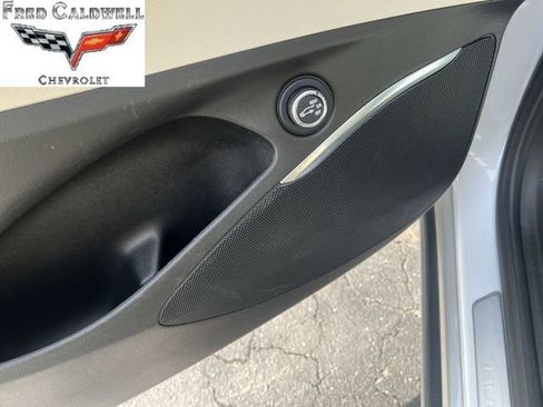 Used 2023 Buick Enclave Essence w/ Experience Buick Package image 30