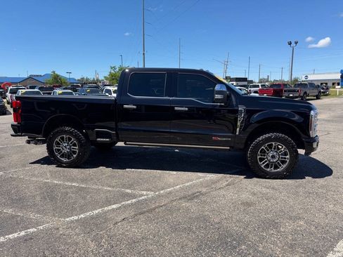 Used 2025 Ford F350 Platinum w/ Platinum Plus Package AWD/4WD image 6