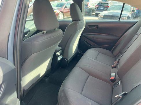 Used 2025 Toyota Corolla LE FWD image 11