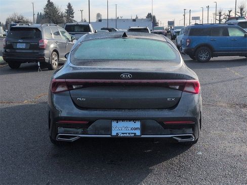 Used 2021 Kia K5 EX w/ EX Premium Package image 4