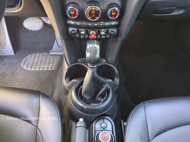 Used 2018 MINI Cooper 2-Door Hardtop FWD image 19