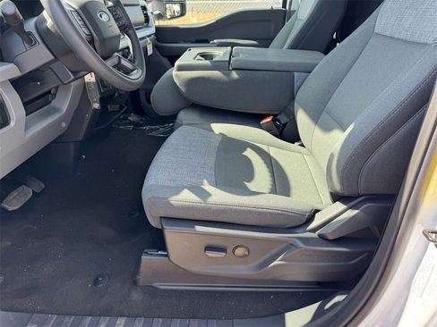 New 2025 Ford F550 2WD Regular Cab Super Duty w/ XLT Value Package image 11