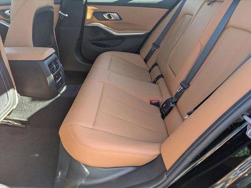 Used 2022 BMW 330i xDrive Sedan w/ Premium Package 2 AWD/4WD image 21