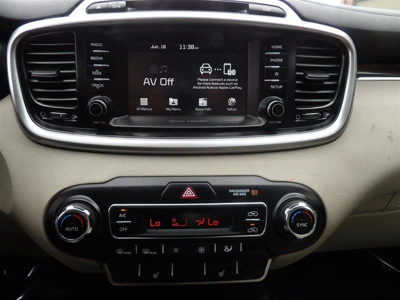 Used 2019 Kia Sorento AWD w/ LX Convenience Package image 22