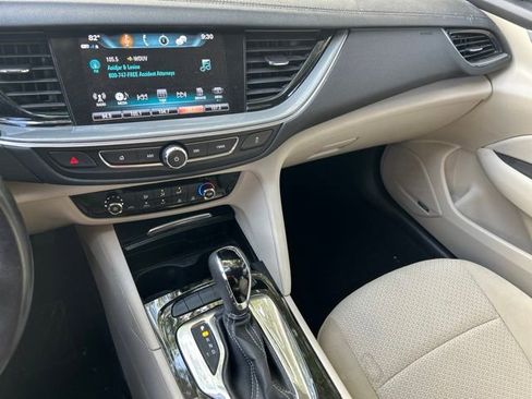 Used 2018 Buick Regal Preferred w/ Sights and Sounds Package FWD image 2