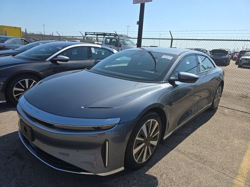 Used 2024 Lucid Air Touring image 1